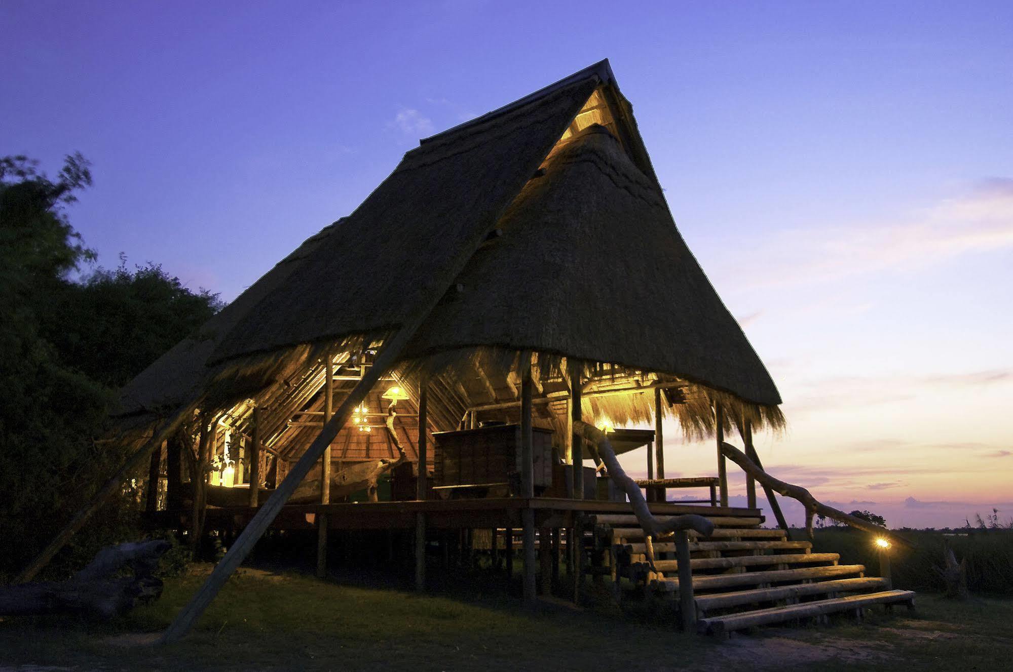 Selinda Camp Hotel Selinda Reserve Bagian luar foto